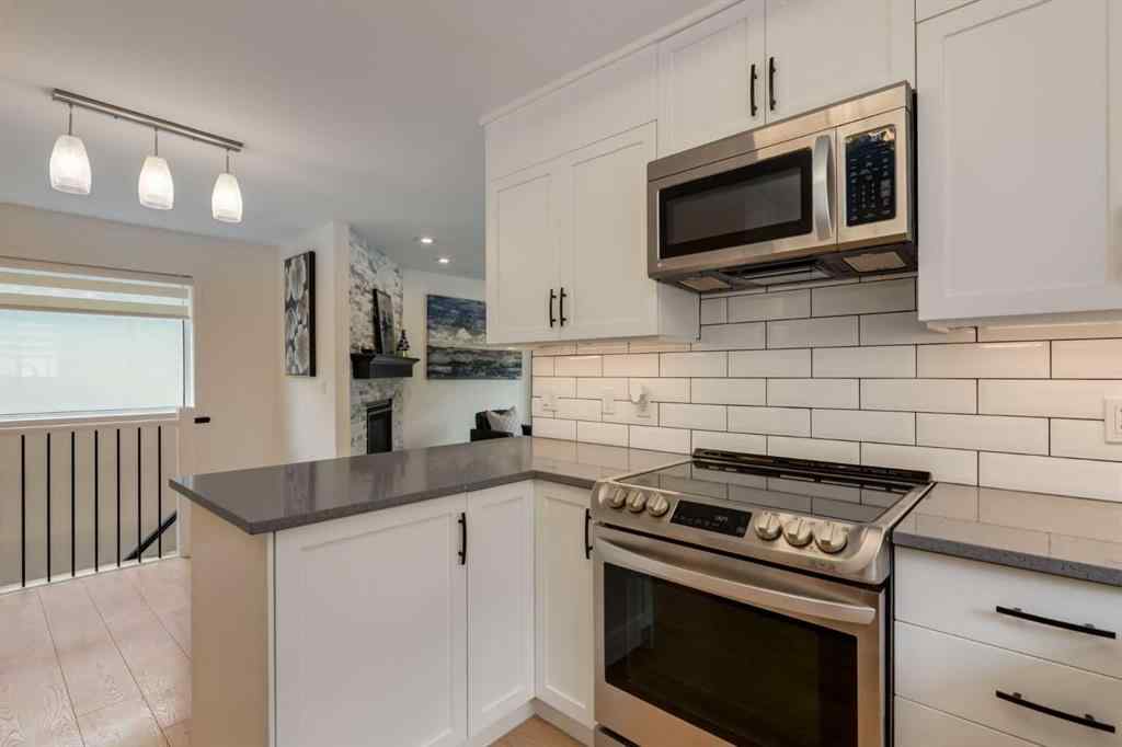MLS® A2256033 - 3910 3 Street NW in Highland Park Calgary, Residential