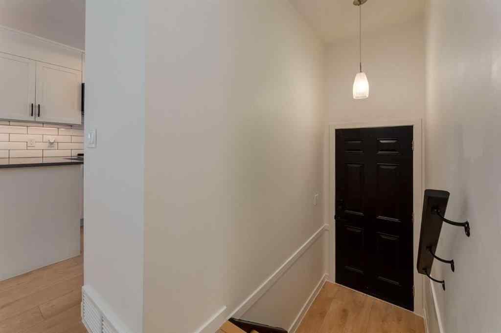 MLS® A2256033 - 3910 3 Street NW in Highland Park Calgary, Residential