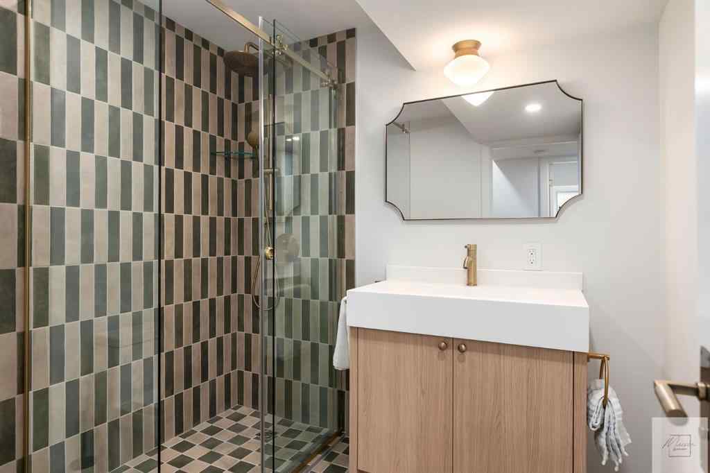 MLS® A2256035 - 1011 Lake Wapta Way SE in Lake Bonavista Calgary, Residential