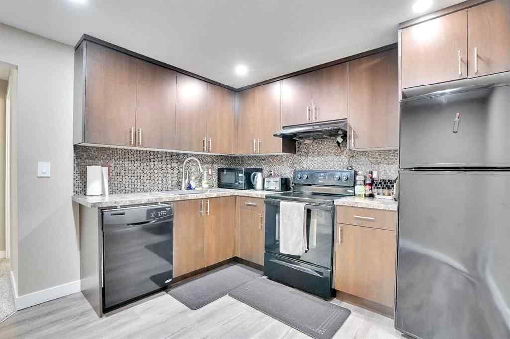 MLS® A2256037 - 124 Skyview Shores Road NE in Skyview Ranch Calgary, Residential