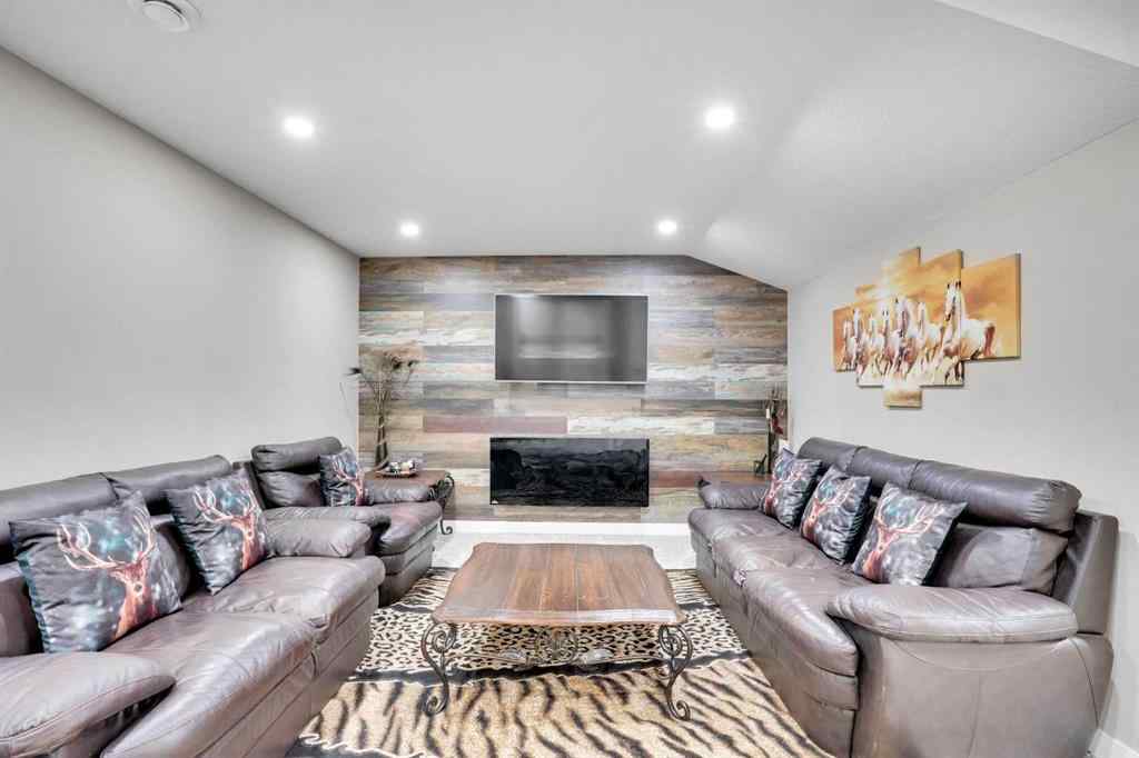 MLS® A2256037 - 124 Skyview Shores Road NE in Skyview Ranch Calgary, Residential