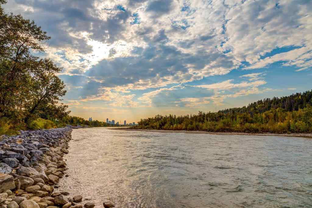 MLS® A2256046 - Unit #406 3412 Parkdale Boulevard NW in Parkdale Calgary, Residential