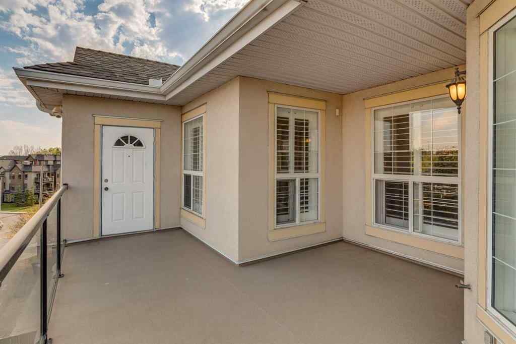 MLS® A2256046 - Unit #406 3412 Parkdale Boulevard NW in Parkdale Calgary, Residential