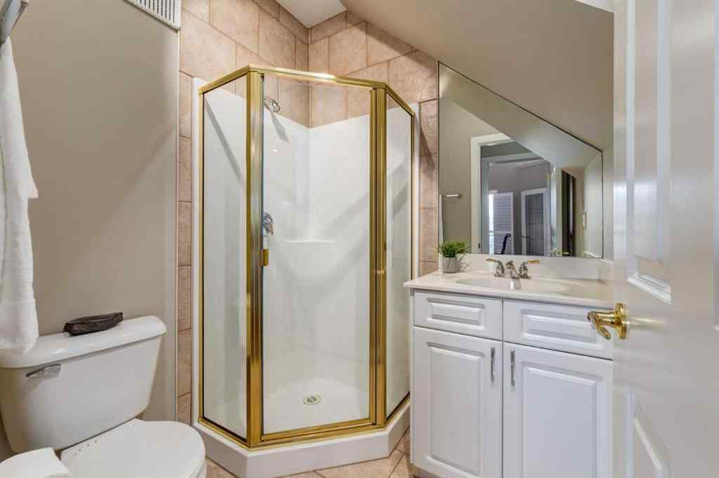 MLS® A2256046 - Unit #406 3412 Parkdale Boulevard NW in Parkdale Calgary, Residential