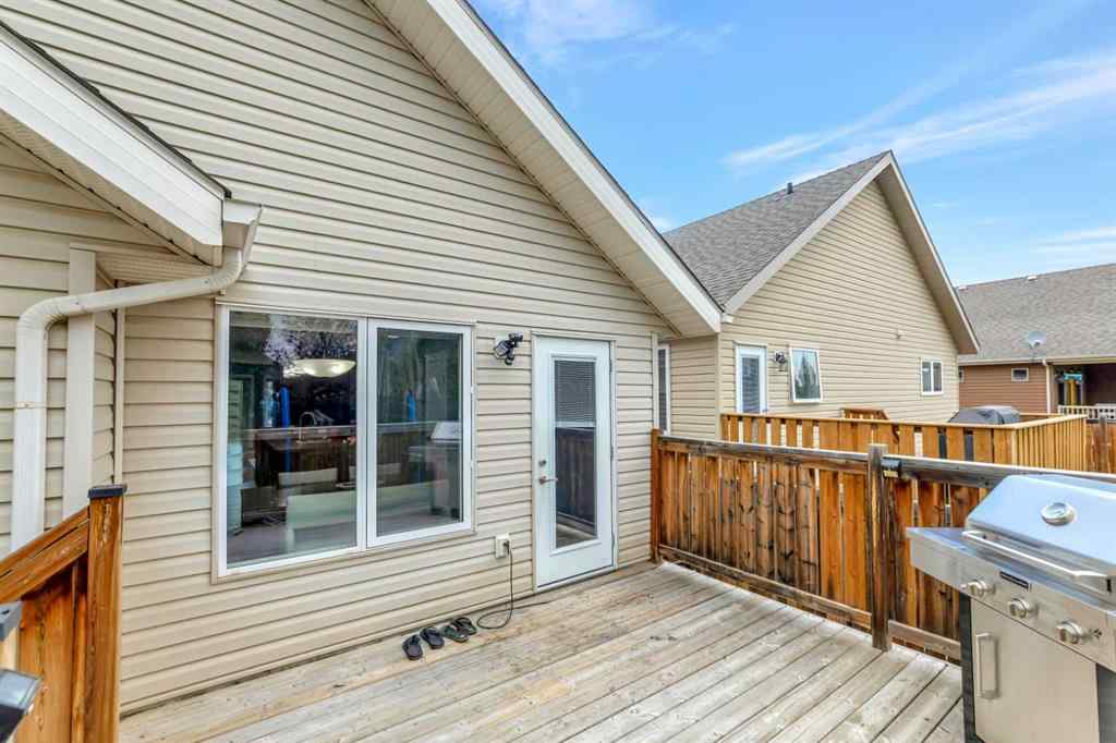 MLS® A2256053 - 1607 54 Avenue Close  in College Park Lloydminster, Residential