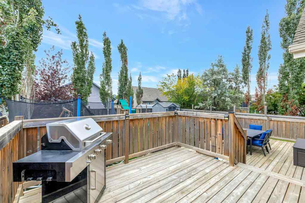 MLS® A2256053 - 1607 54 Avenue Close  in College Park Lloydminster, Residential
