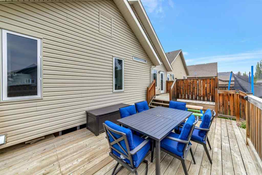 MLS® A2256053 - 1607 54 Avenue Close  in College Park Lloydminster, Residential