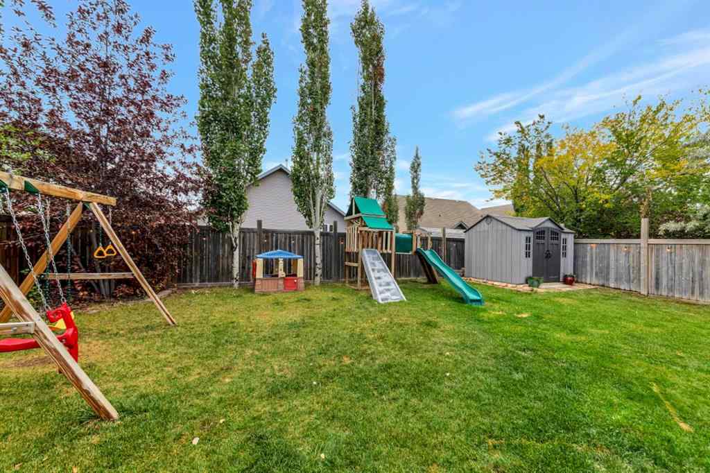 MLS® A2256053 - 1607 54 Avenue Close  in College Park Lloydminster, Residential