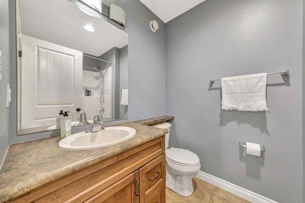 MLS® A2256053 - 1607 54 Avenue Close  in College Park Lloydminster, Residential