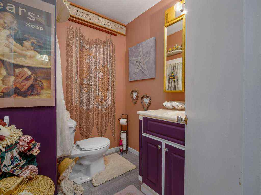MLS® A2256054 - 121 Center Avenue  in NONE Milk River, Residential