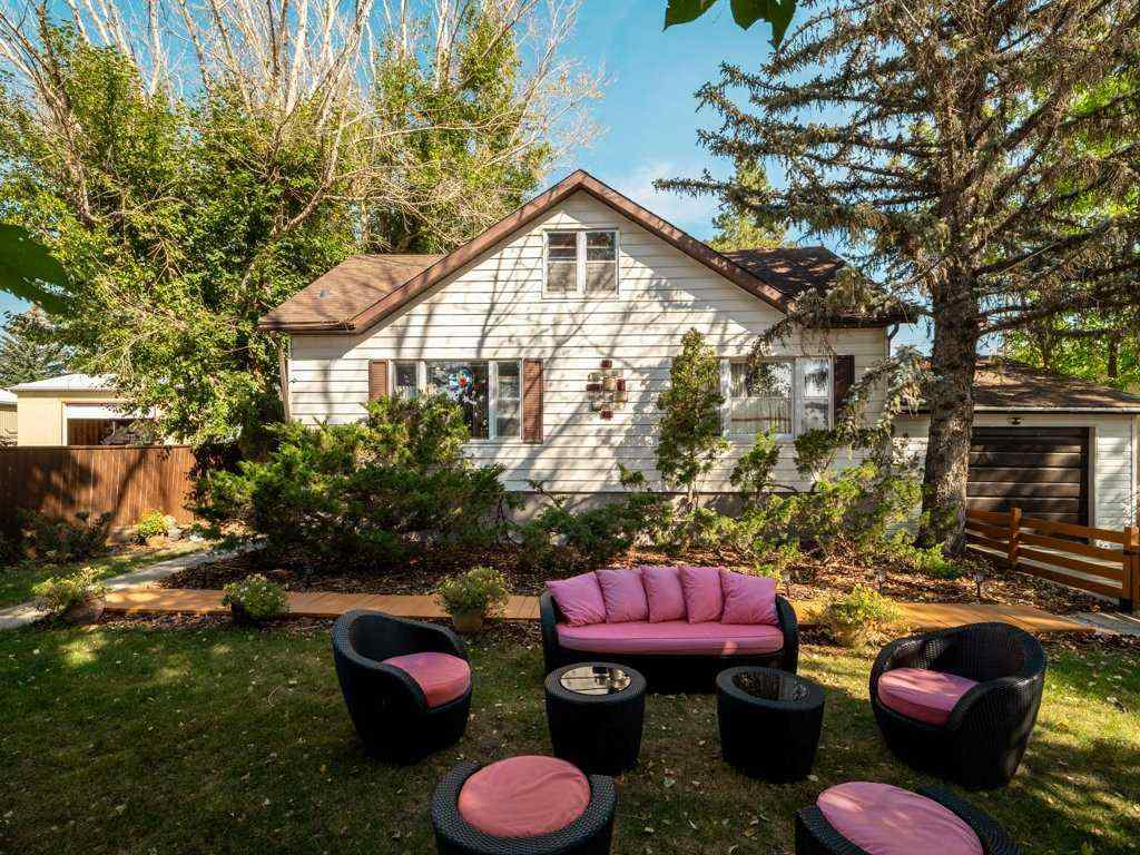 MLS® A2256054 - 121 Center Avenue  in NONE Milk River, Residential