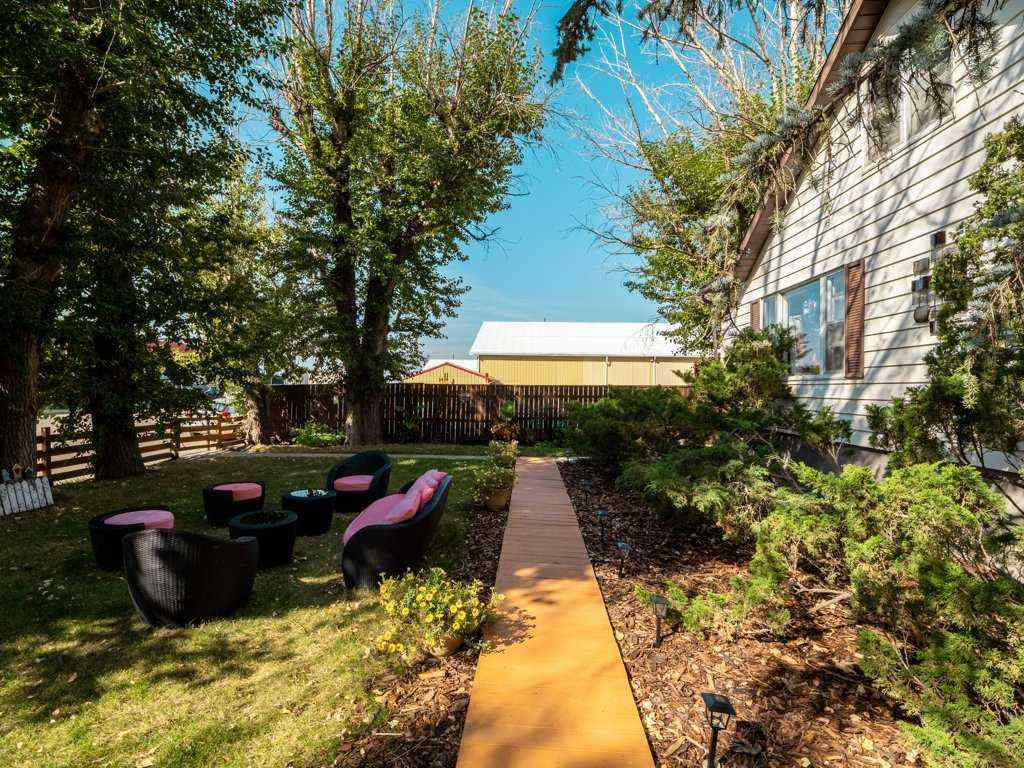 MLS® A2256054 - 121 Center Avenue  in NONE Milk River, Residential