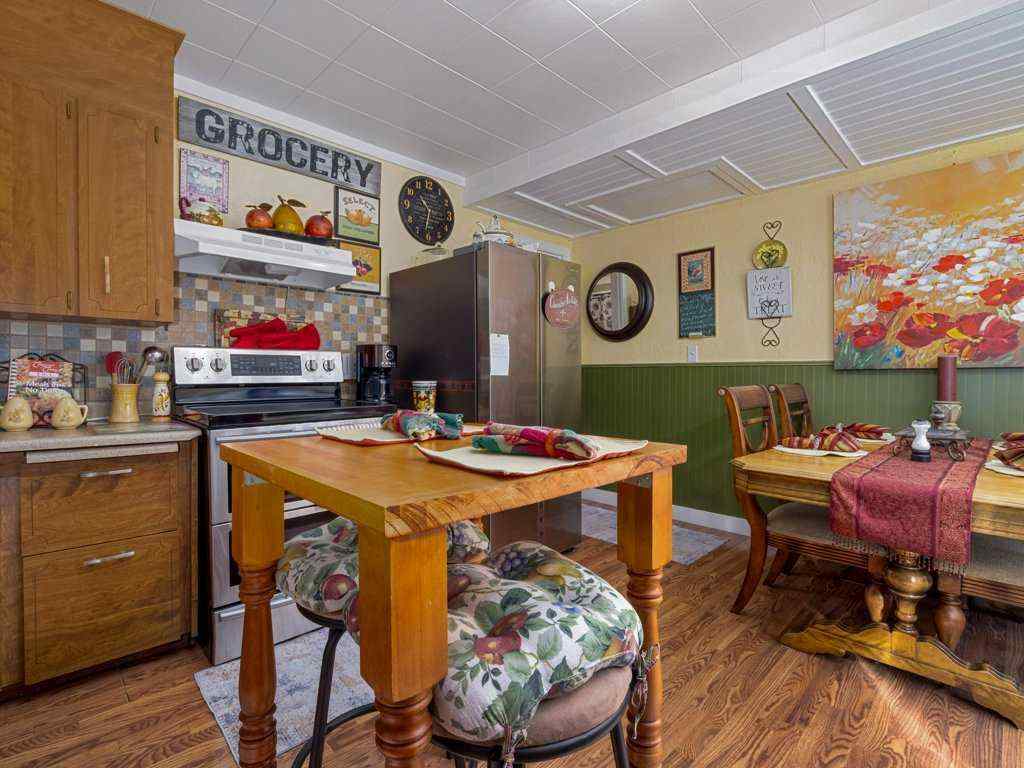 MLS® A2256054 - 121 Center Avenue  in NONE Milk River, Residential