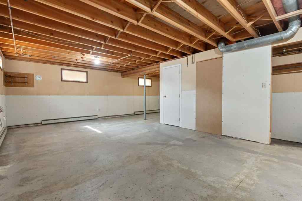 MLS® A2256057 - 6521 49 Avenue  in Grandview Camrose, Residential