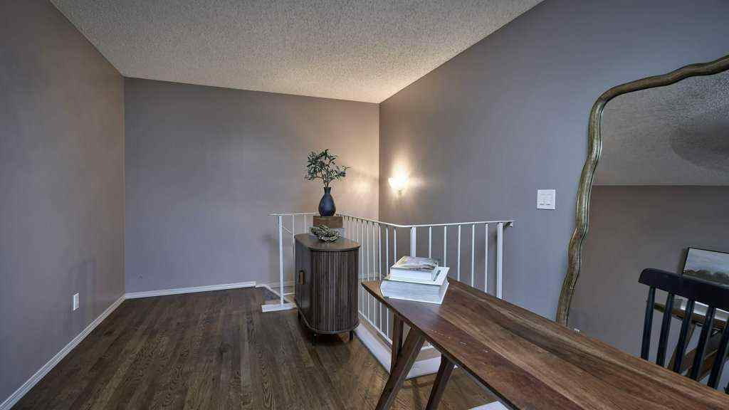 MLS® A2256058 - Unit #307 2218 30 Street SW in Killarney/Glengarry Calgary, Residential