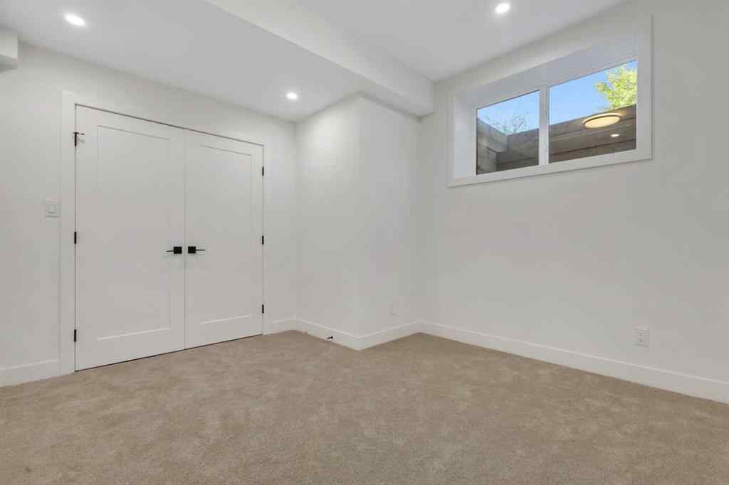 MLS® A2256061 - 2911 4 Avenue NW in Parkdale Calgary, Residential