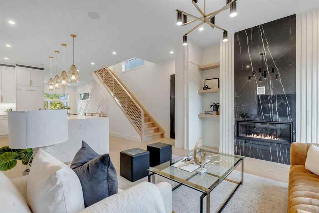 MLS® A2256061 - 2911 4 Avenue NW in Parkdale Calgary, Residential