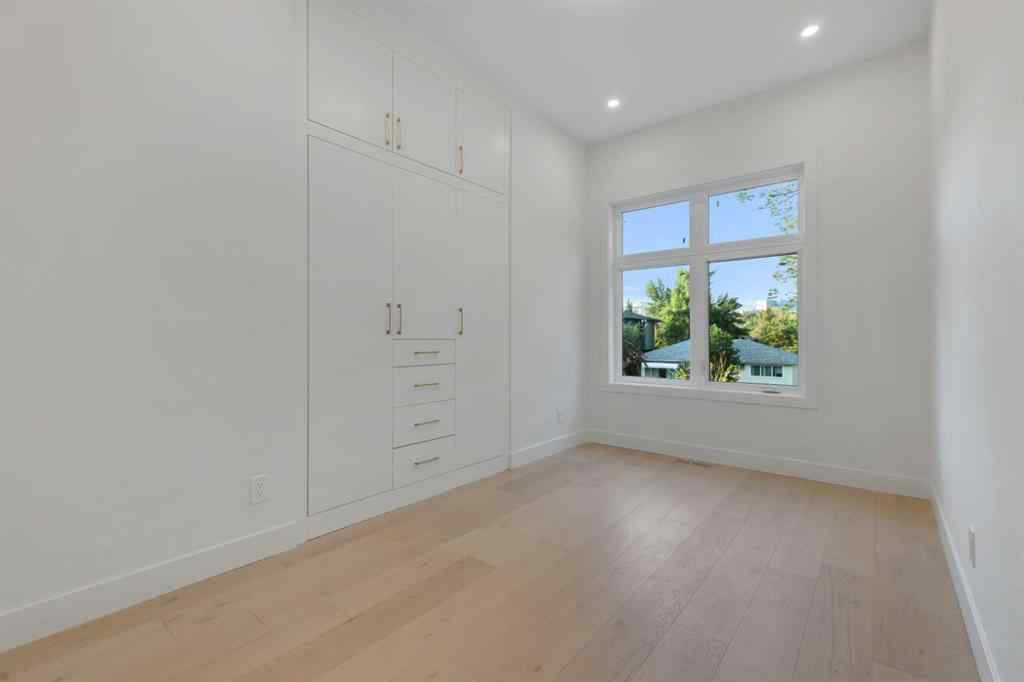 MLS® A2256061 - 2911 4 Avenue NW in Parkdale Calgary, Residential