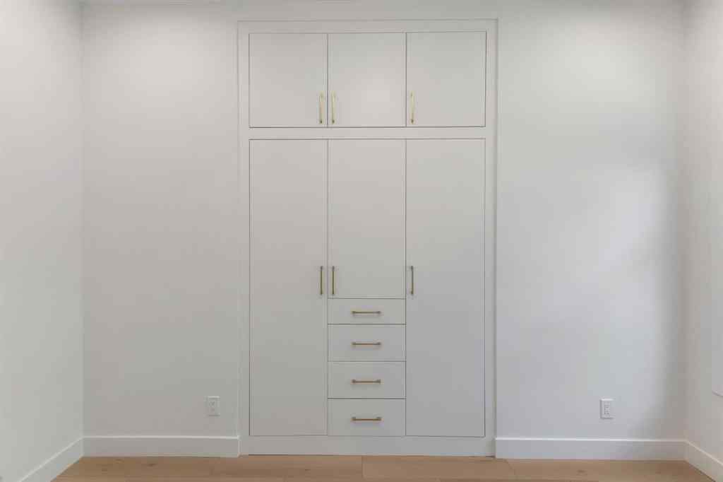 MLS® A2256061 - 2911 4 Avenue NW in Parkdale Calgary, Residential