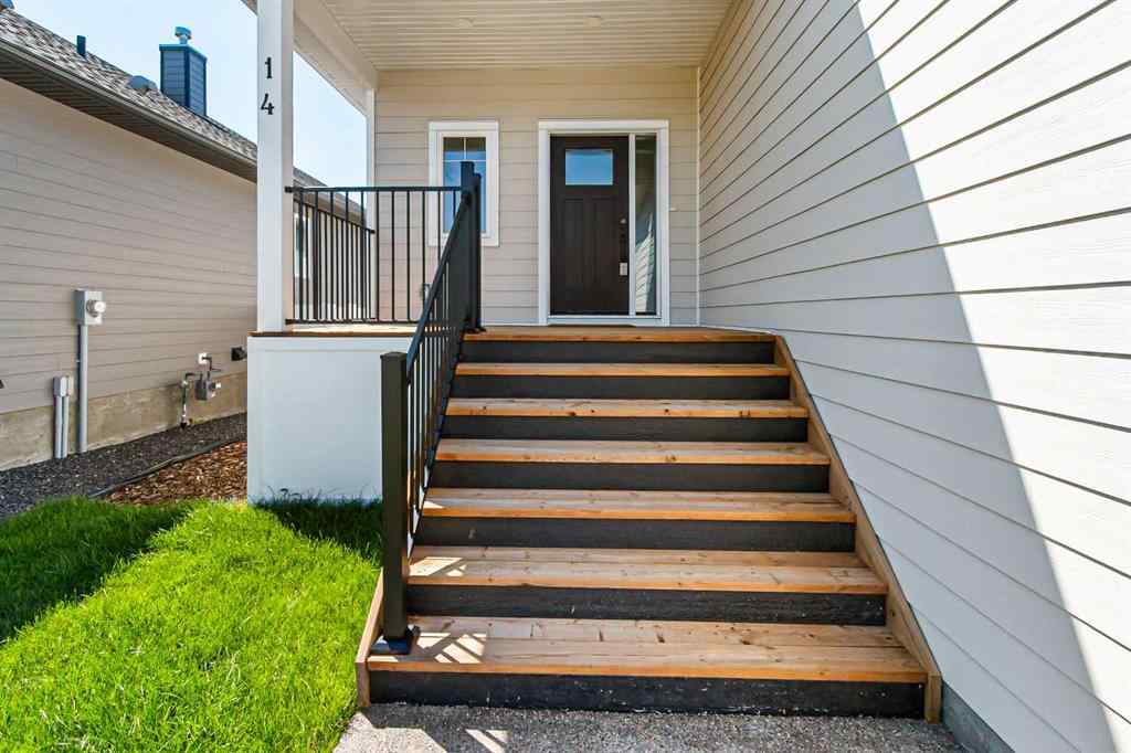 MLS® A2256065 - 14 Vireo Avenue  in NONE Olds, Residential