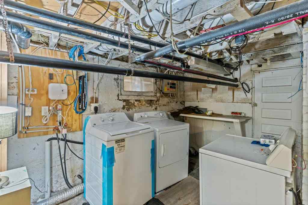 MLS® A2256068 - 342 14 Street NW in Hillhurst Calgary, Commercial