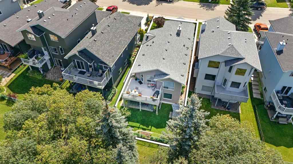 MLS® A2256076 - 22 Somerside Manor SW in Somerset Calgary, Residential
