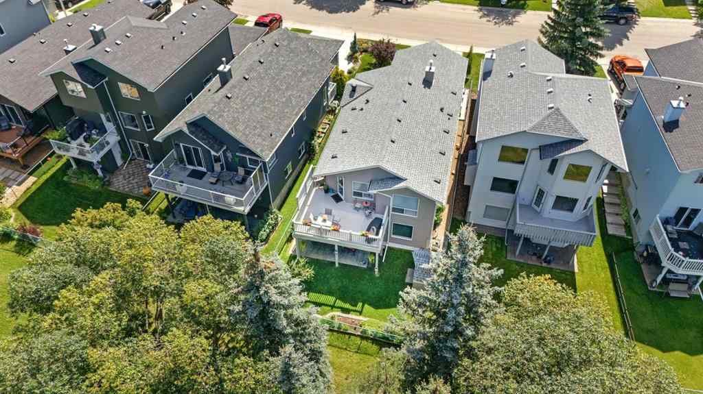 MLS® A2256076 - 22 Somerside Manor SW in Somerset Calgary, Residential