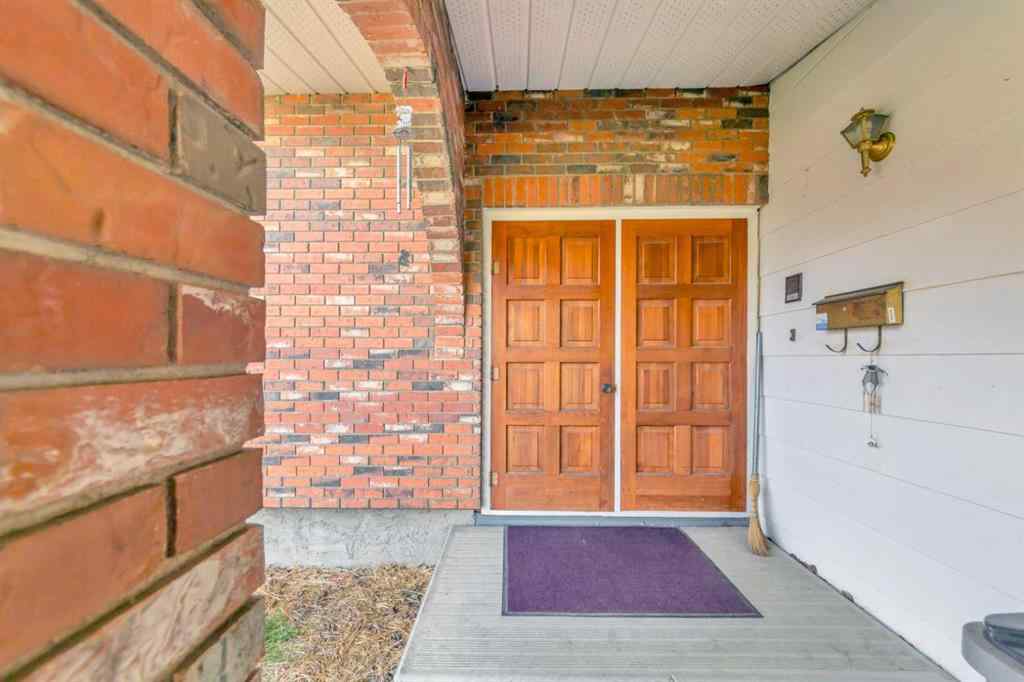 MLS® A2256078 - 5621 35 Street  in Steele Heights Lloydminster, Residential