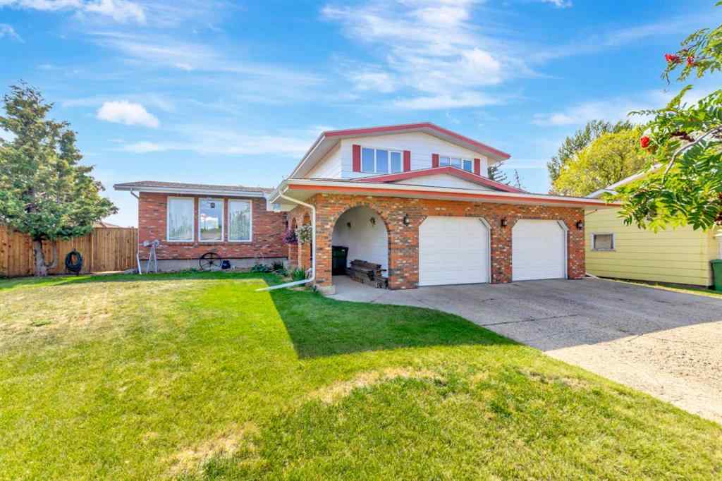 MLS® A2256078 - 5621 35 Street  in Steele Heights Lloydminster, Residential