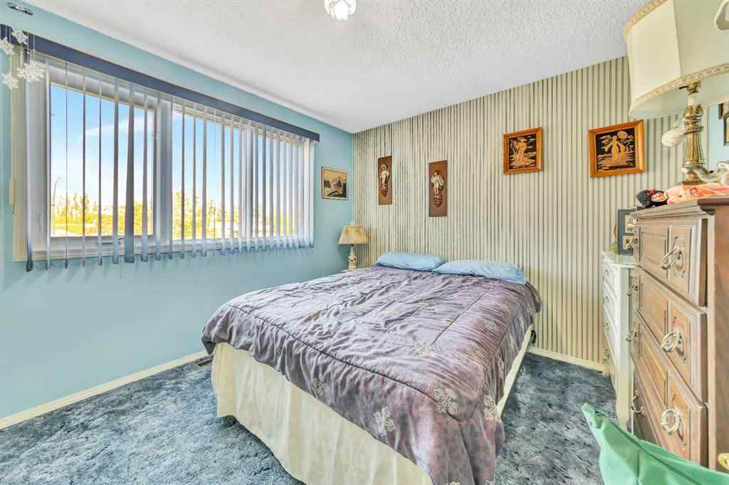 MLS® A2256078 - 5621 35 Street  in Steele Heights Lloydminster, Residential