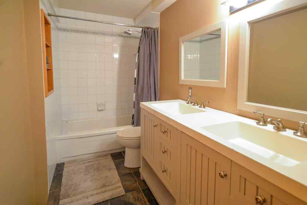 MLS® A2256080 - 152 Valley Meadow Close NW in Valley Ridge Calgary, Residential