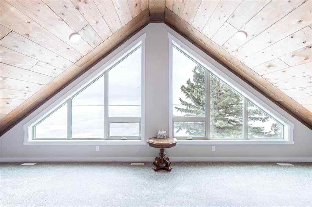 MLS® A2256082 - 33 Lakeshore Drive  in NONE Grandview, Residential