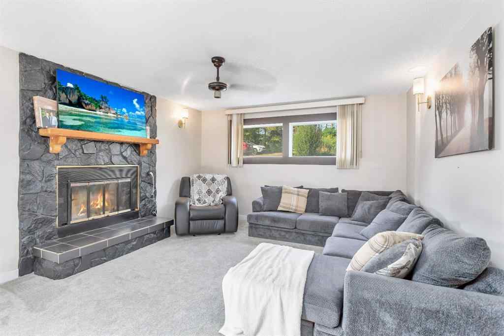 MLS® A2256084 - 5223 48 st   in NONE Eckville, Residential