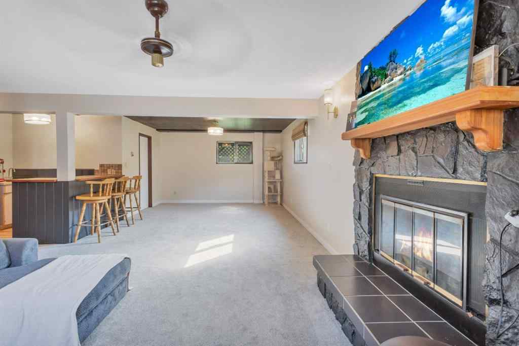 MLS® A2256084 - 5223 48 st   in NONE Eckville, Residential