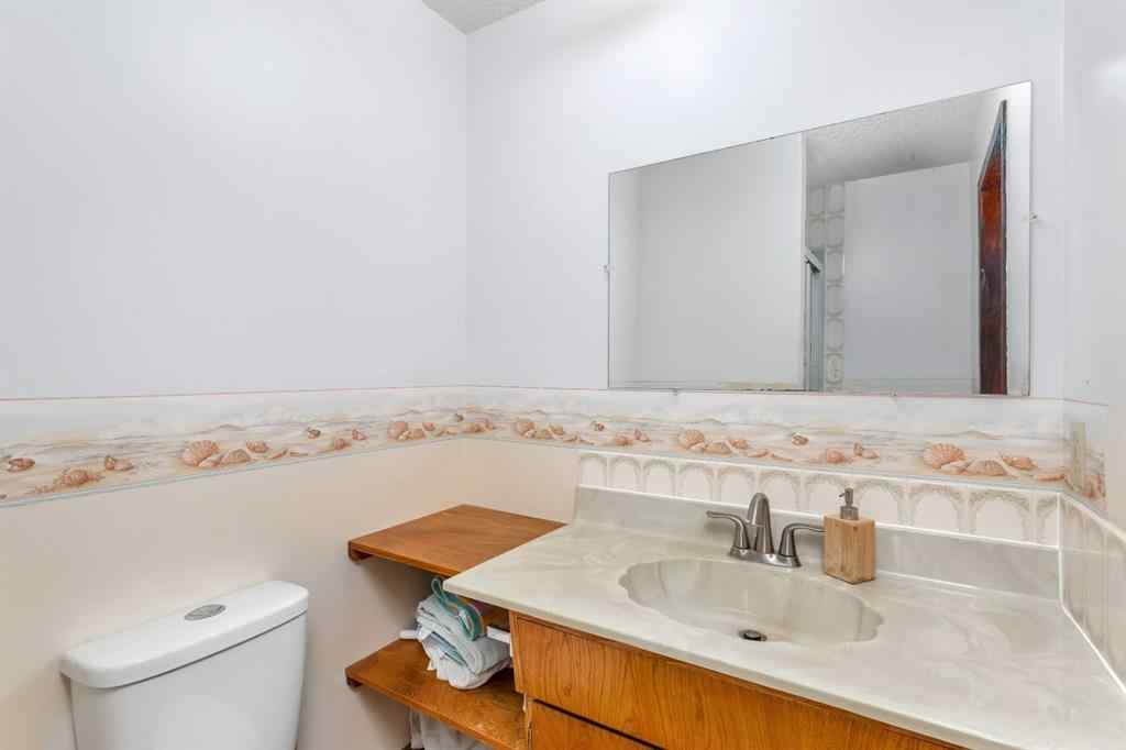 MLS® A2256084 - 5223 48 st   in NONE Eckville, Residential