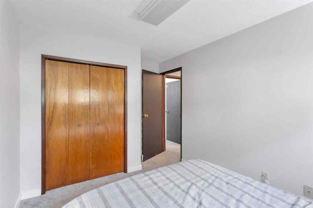 MLS® A2256084 - 5223 48 st   in NONE Eckville, Residential