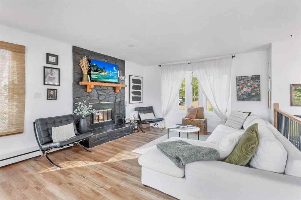 MLS® A2256084 - 5223 48 st   in NONE Eckville, Residential