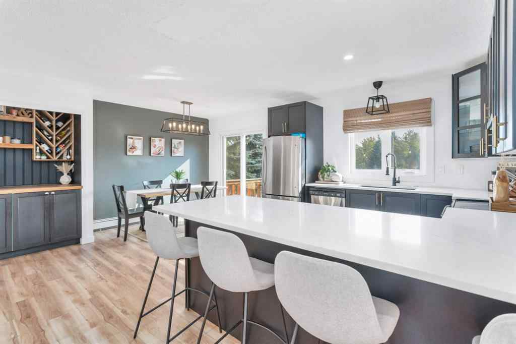 MLS® A2256084 - 5223 48 st   in NONE Eckville, Residential