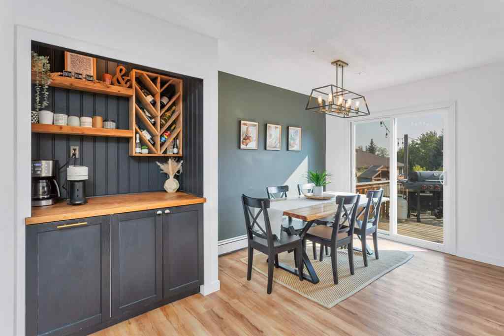 MLS® A2256084 - 5223 48 st   in NONE Eckville, Residential