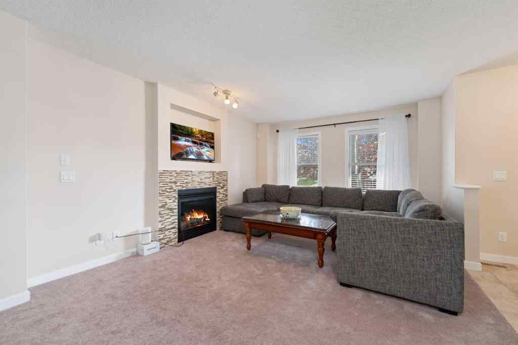 MLS® A2256089 - 106 Panora Road NW in Panorama Hills Calgary, Residential