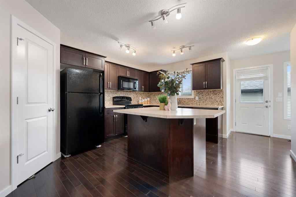 MLS® A2256089 - 106 Panora Road NW in Panorama Hills Calgary, Residential