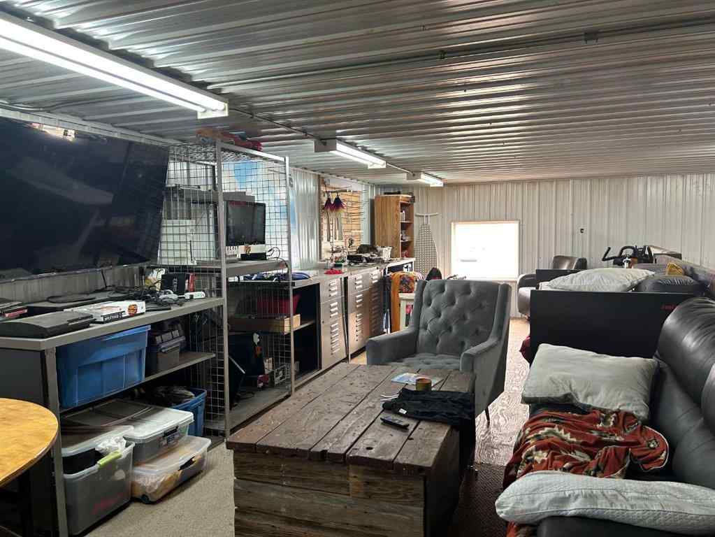 MLS® A2256090 - 2040 11 Avenue NW in Brier Park Industrial Medicine Hat, Commercial