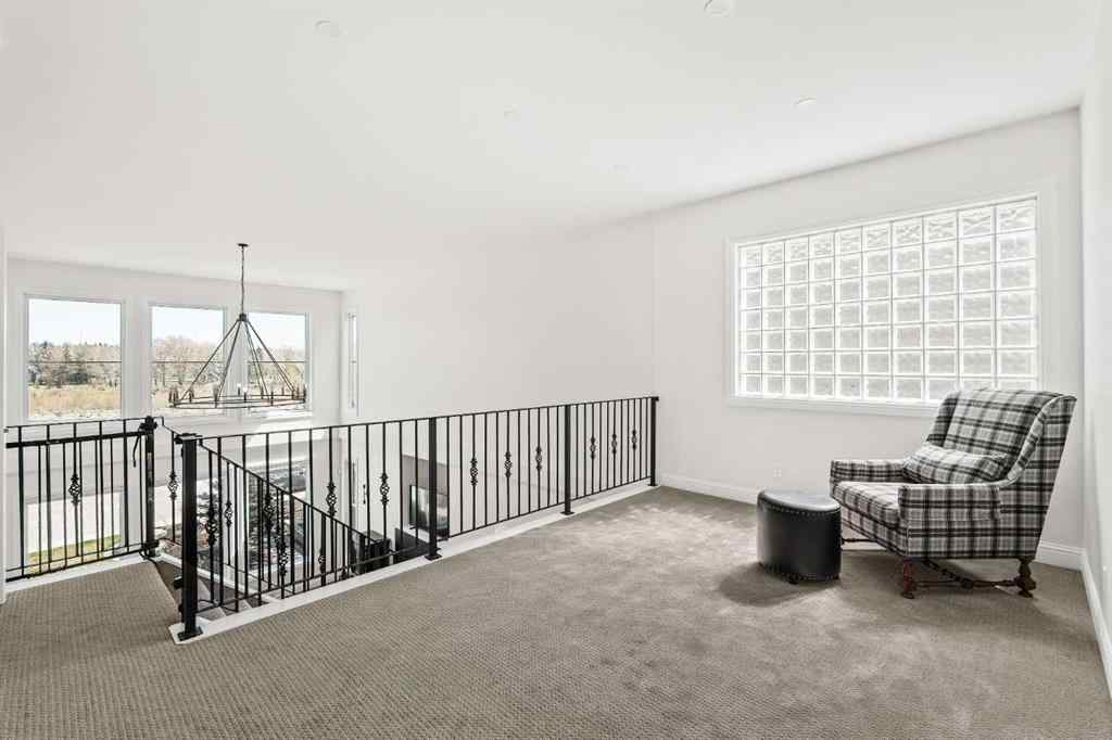 MLS® A2256091 - 2225 8 Avenue SE in Inglewood Calgary, Residential