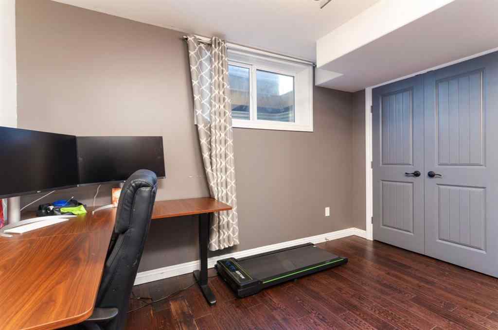 MLS® A2256095 - 4203 74 Avenue  in Parkview Estates Lloydminster, Residential
