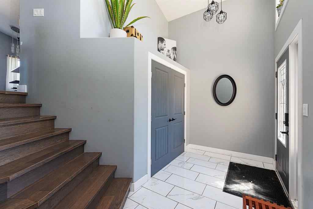 MLS® A2256095 - 4203 74 Avenue  in Parkview Estates Lloydminster, Residential