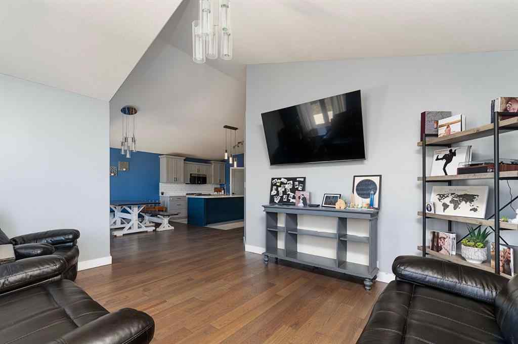 MLS® A2256095 - 4203 74 Avenue  in Parkview Estates Lloydminster, Residential