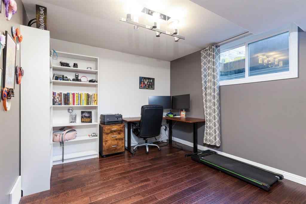 MLS® A2256095 - 4203 74 Avenue  in Parkview Estates Lloydminster, Residential