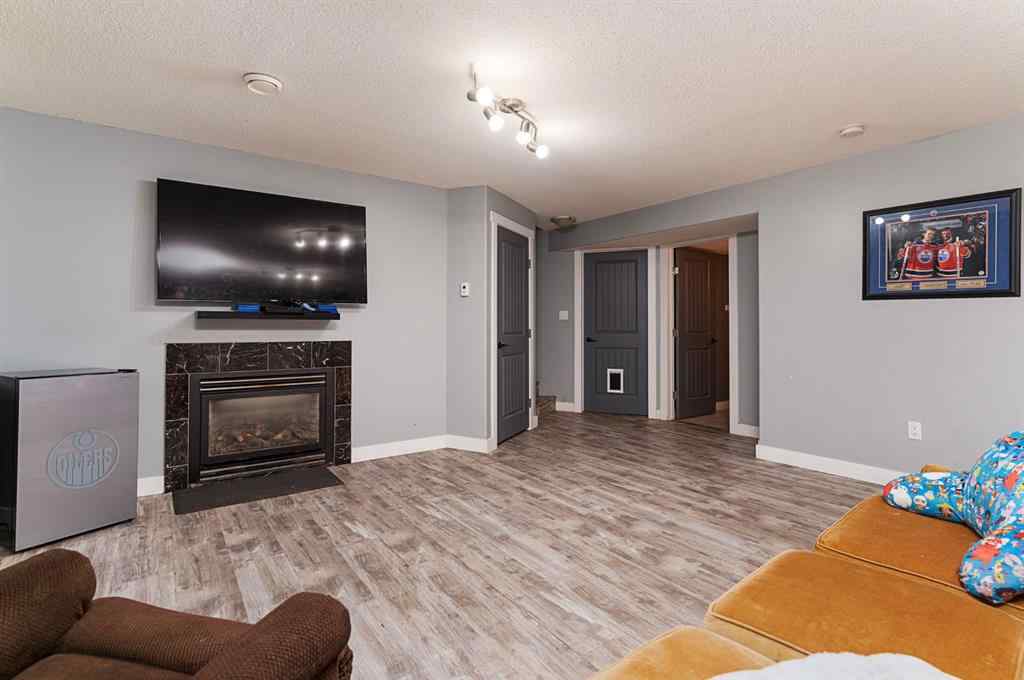 MLS® A2256095 - 4203 74 Avenue  in Parkview Estates Lloydminster, Residential