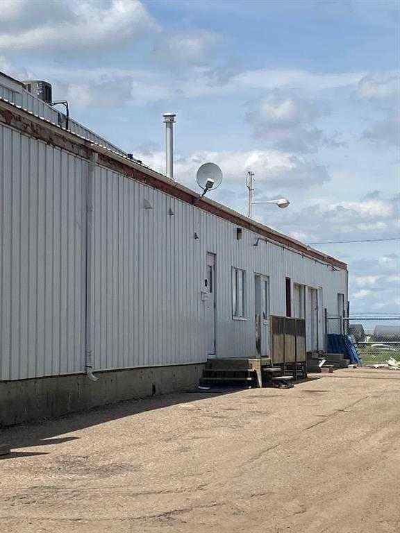 MLS® A2256101 - Unit #Unit 9 & 10 4720 50 Street  in East Lloydminster Lloydminster, Commercial