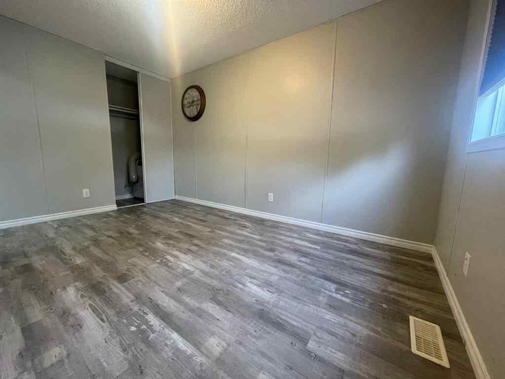MLS® A2256102 - 161 Grey Crescent  in Gregoire Park Fort McMurray, Residential